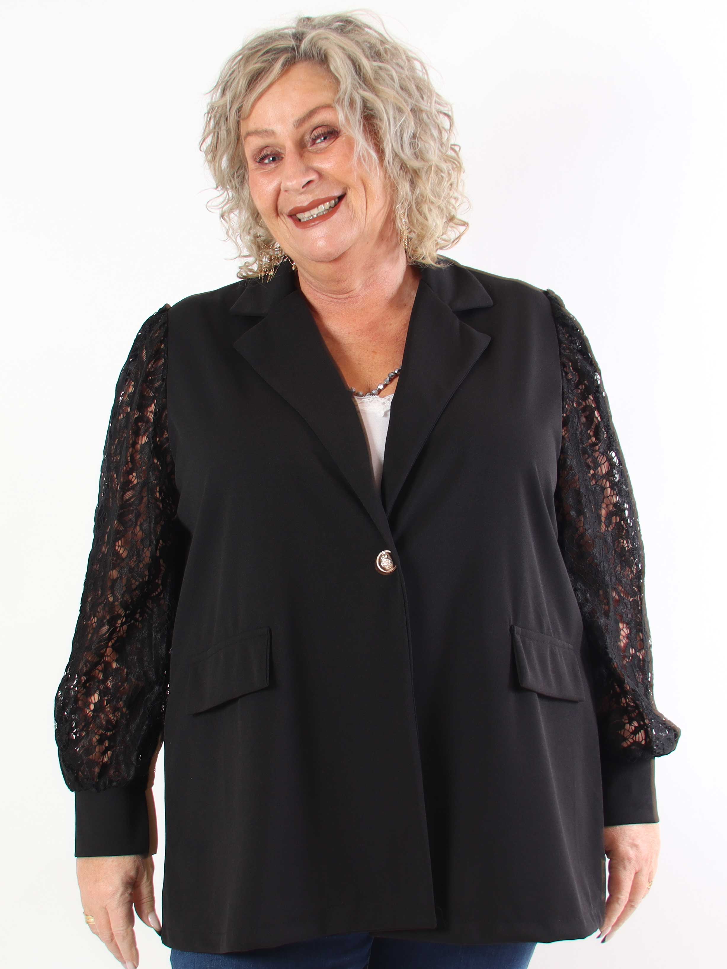 Kata Lace - Oversized blazer med blondeærmer